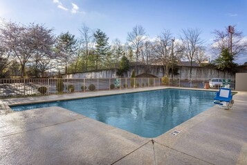 Seasonal outdoor pool