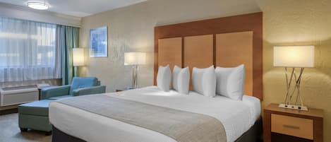 Standard Room, 1 King Bed, Refrigerator & Microwave, Poolside | Blackout drapes, iron/ironing board, rollaway beds, free WiFi