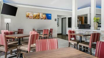 Free daily self-serve breakfast