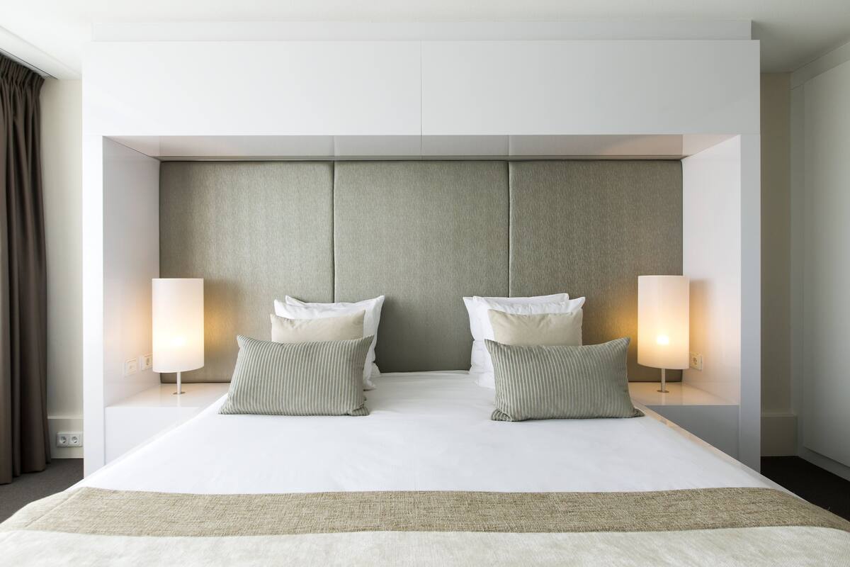 Minibar, in-room safe, desk, blackout curtains