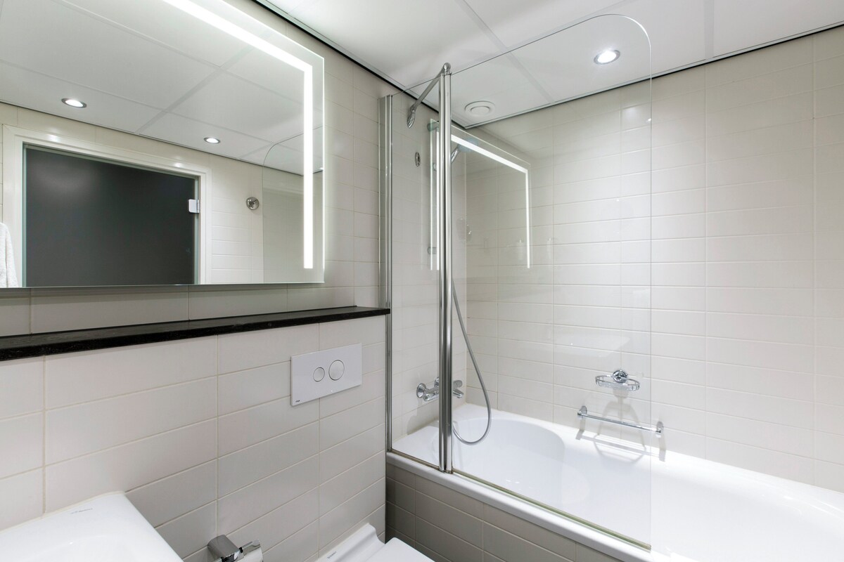 Minibar, in-room safe, desk, blackout curtains