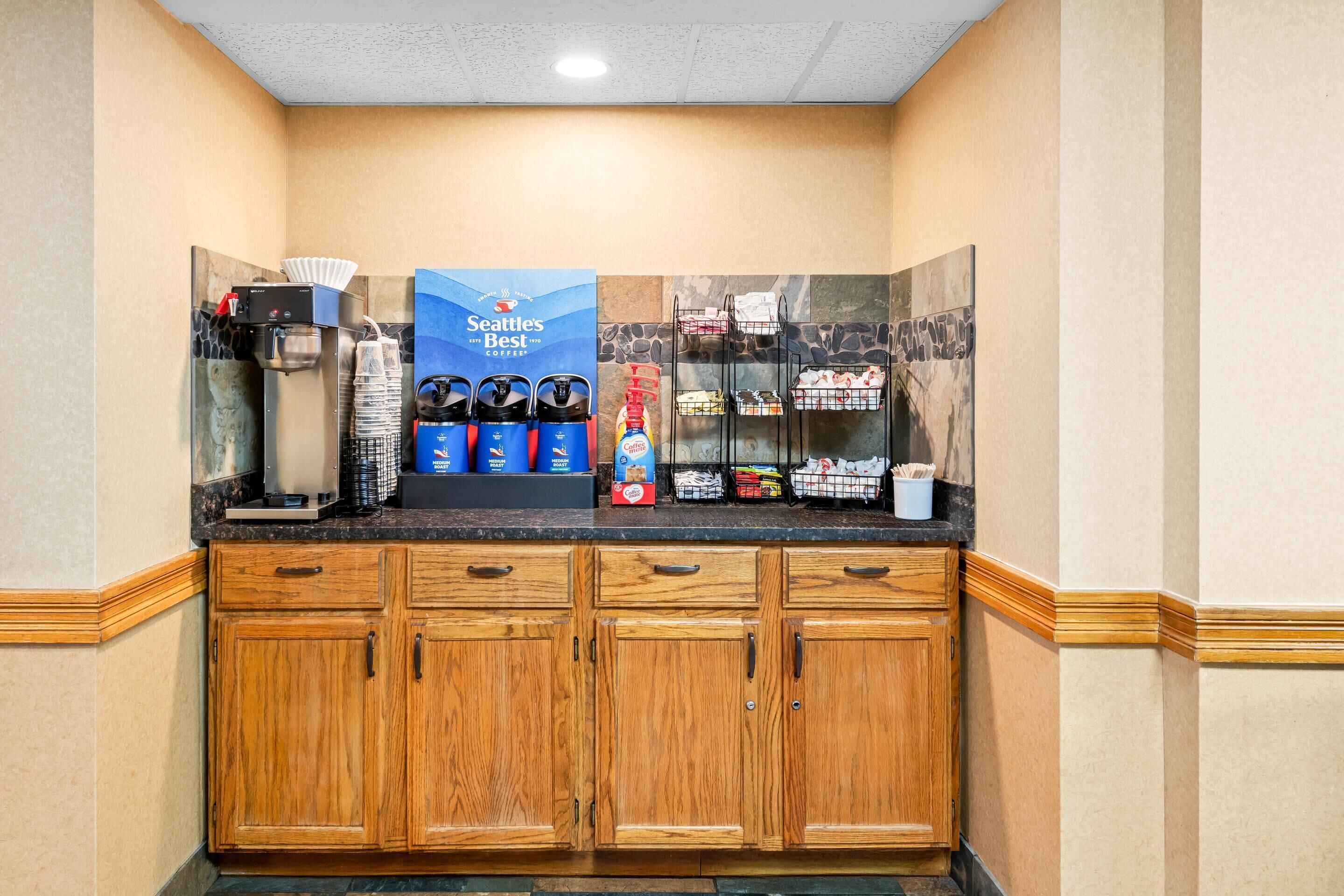 Free daily buffet breakfast 