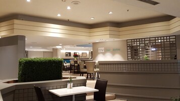 Breakfast, lunch served; local and international cuisine, pool views 