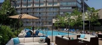 Toronto Don Valley Hotel and Suites