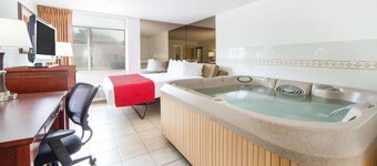 Ramada by Wyndham Enid