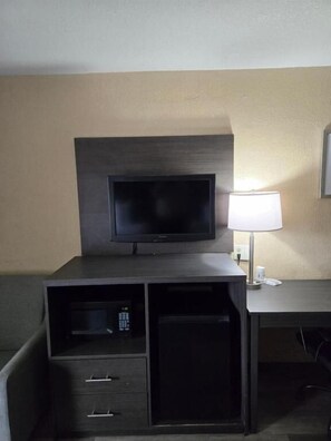 Standard Room, 1 King Bed, Accessible