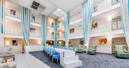 The Blu Hotel Blue Ash Cincinnati, an Ascend Collection Hotel