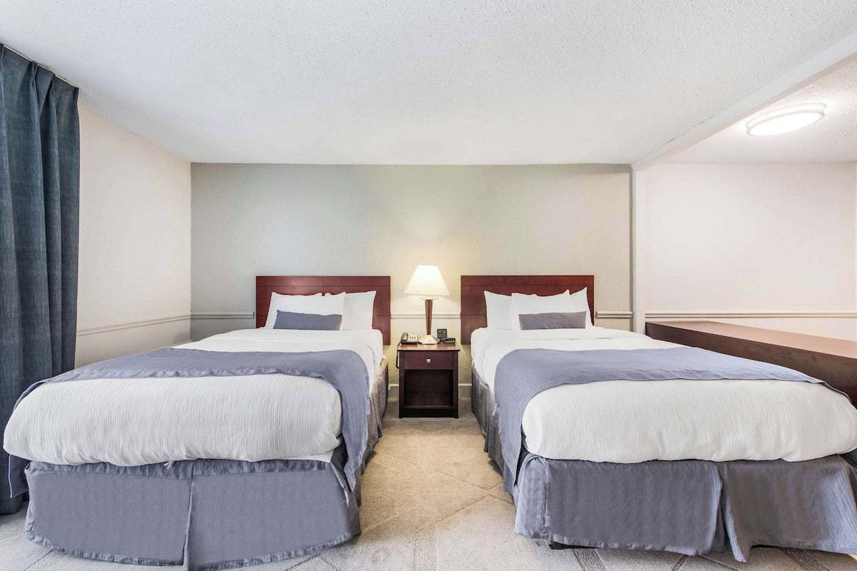 Suite, 2 Double Beds with Sofa bed, Non Smoking