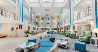 The Blu Hotel Blue Ash Cincinnati, an Ascend Collection Hotel
