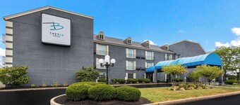 The Blu Hotel Blue Ash Cincinnati, Ascend Hotel Collection