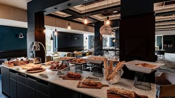 Daily buffet breakfast for a fee