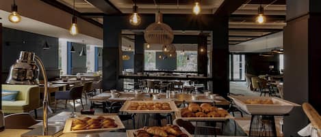 Daily buffet breakfast for a fee