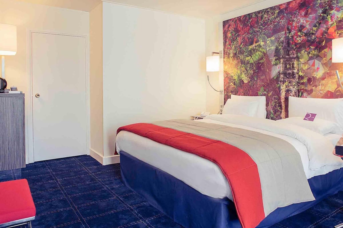 Literie de qualité supérieure, coffres-forts dans les chambres, bureau