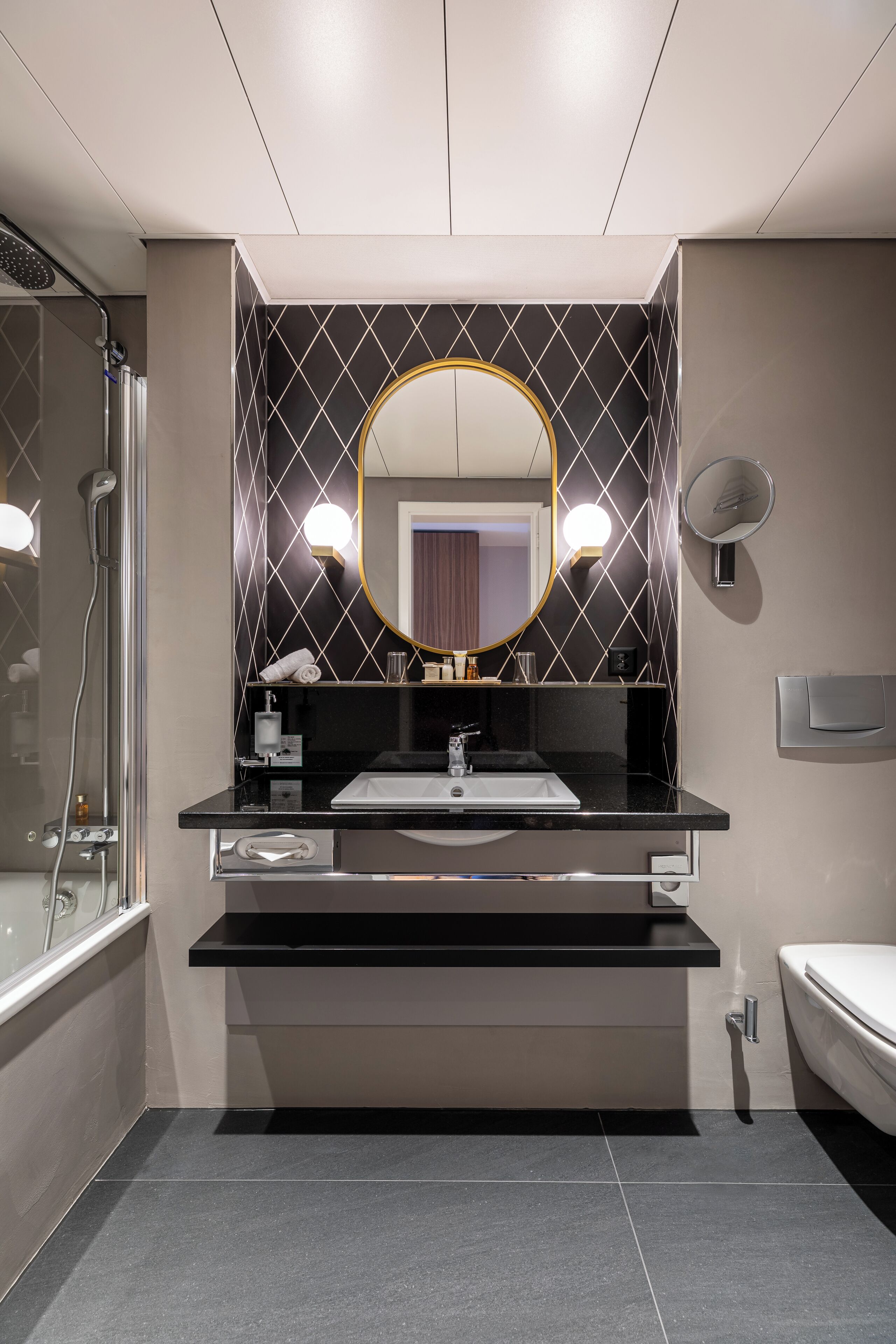 minibar, in-room safe, desk, free wifi