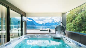 Sauna, Whirlpool, Körperbehandlungen, Aromatherapie, Warmsteinmassagen