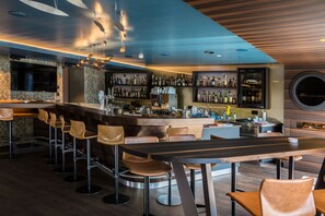 Bar (in der Unterkunft)