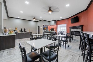 Inbegriffenes Frühstücksbuffet