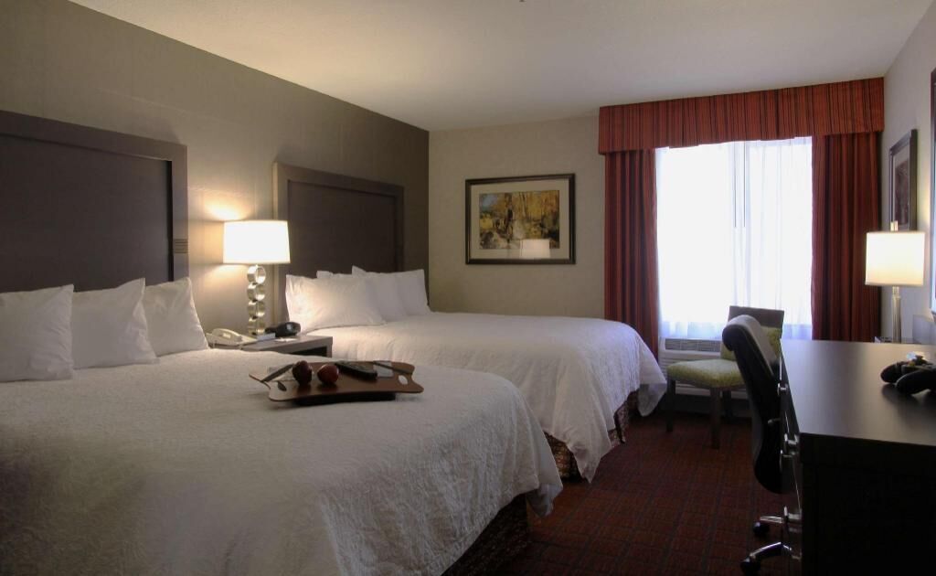 Premium bedding, down duvets, pillow-top beds, desk