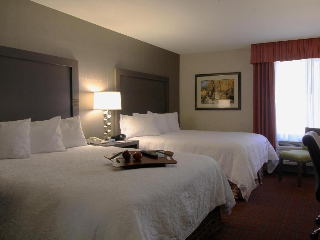 Premium bedding, down duvets, pillow-top beds, desk