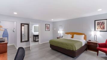 Premium bedding, down duvets, Tempur-Pedic beds, laptop workspace