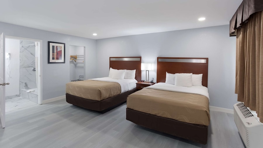 Quality Inn Redding near I-5