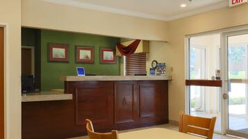 Pintu masuk interior