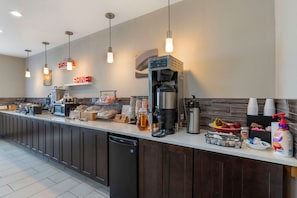 Free daily continental breakfast