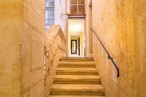 View from property - Le Marquis de la Baume (Nîmes)