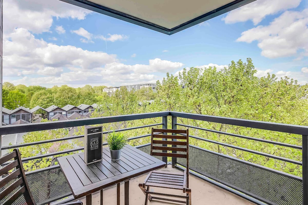 Quarto standard, 1 cama de casal, terraço | Cofres nos quartos, escrivaninha, quartos à prova de som