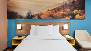 Premium bedding, desk, rollaway beds, free WiFi