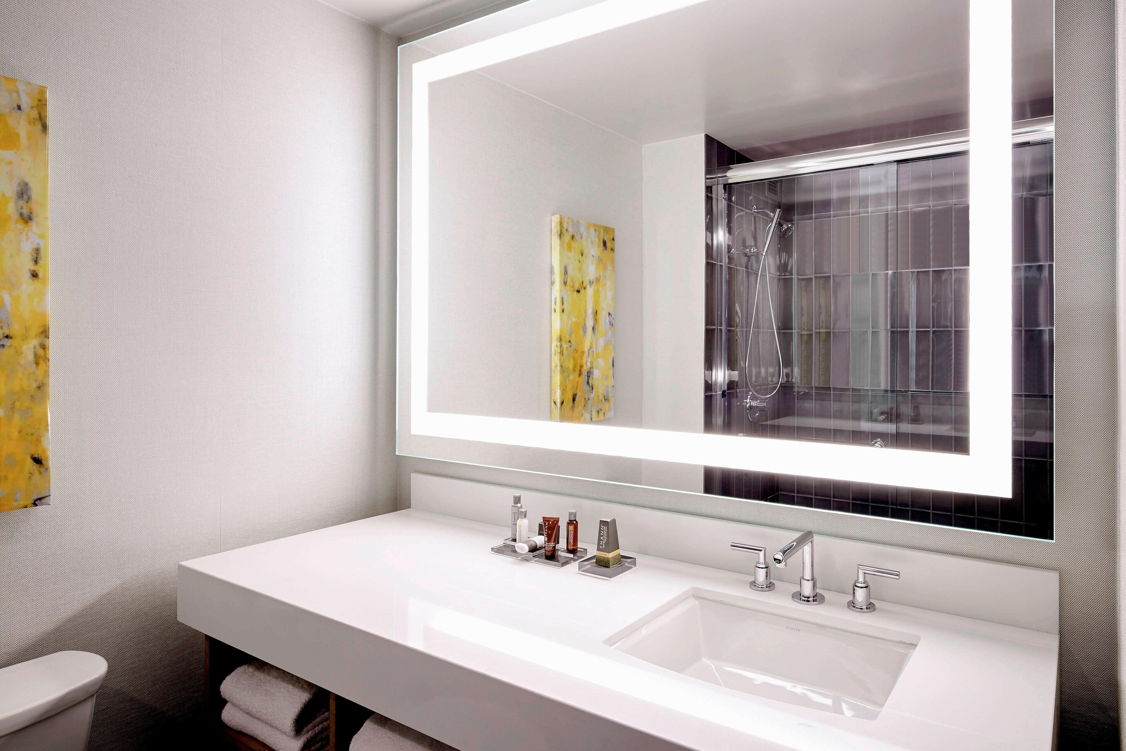 Photo - Oakland Marriott City Center