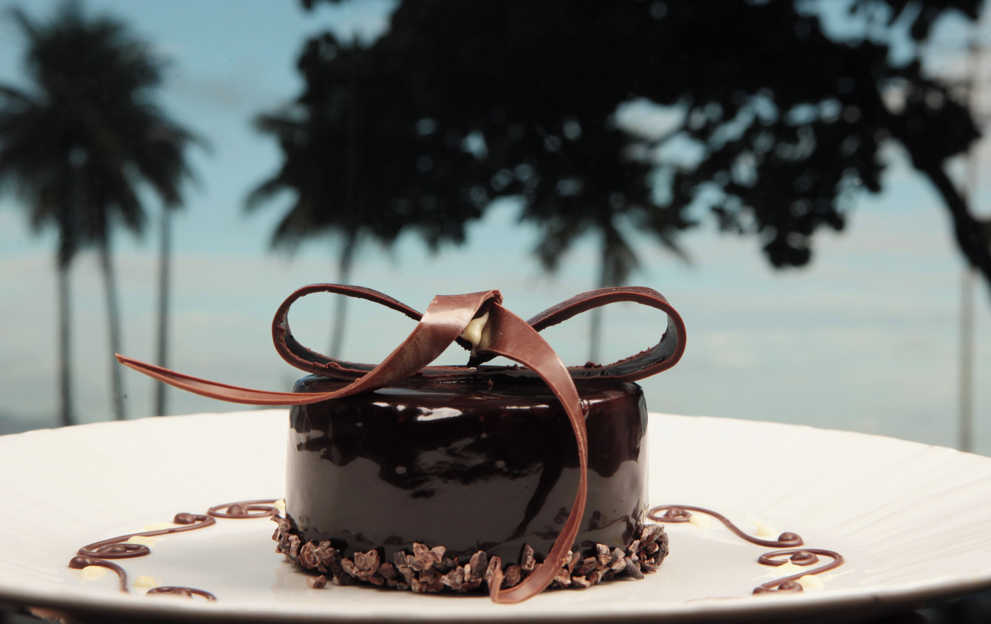 breakfast, lunch, dinner served; italian cuisine, beach views