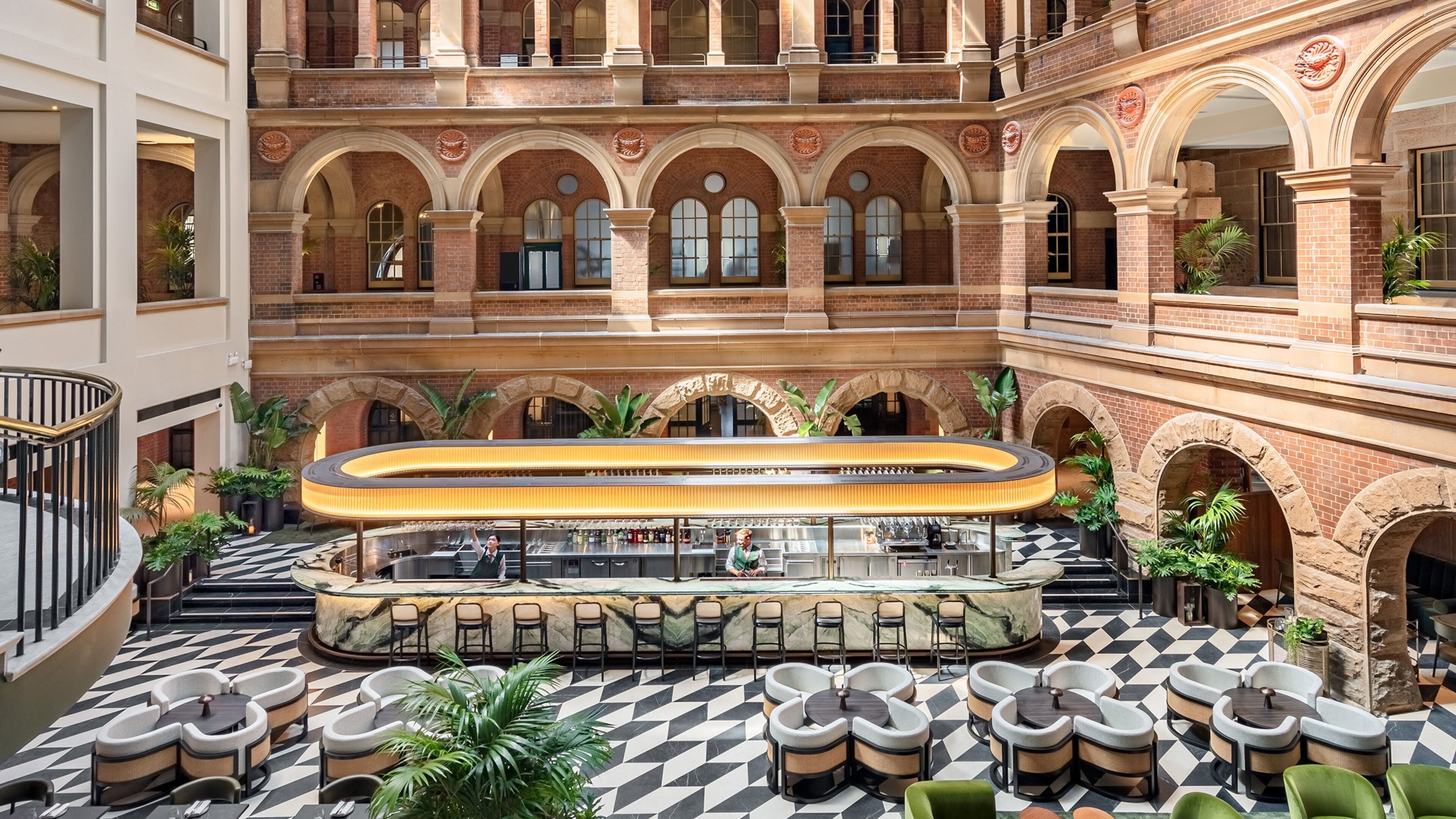 2 间酒吧/酒廊、天台酒吧