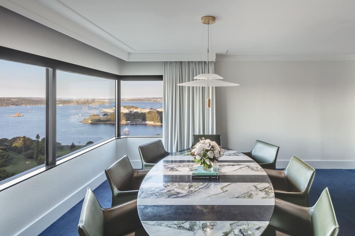 1 King Royal Opera Suite Club Intercontinental Access | Room amenity