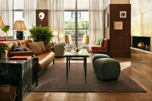 21-inch LCD TV with satellite channels, TV, pay movies - Hotel Beverly Hills Rome (Rome)