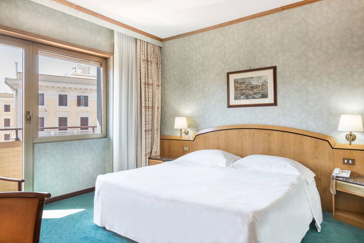 Minibar, in-room safe, desk, blackout drapes