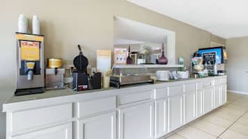 Free daily continental breakfast