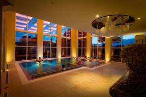 Couples treatment room(s), sauna, hot tub, steam room - Bedford Lodge Hotel & Spa (Newmarket)