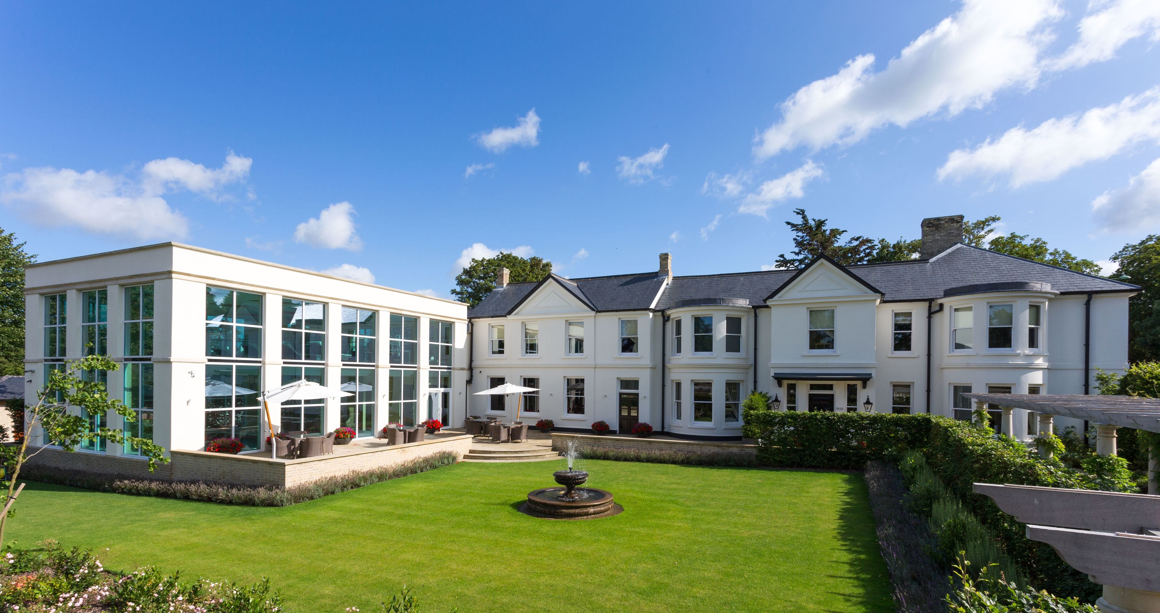 Couples treatment rooms, body treatments, hydrotherapy