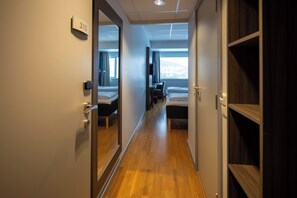 Superior Twin Room | Desk, soundproofing, free WiFi, bed sheets - Dombås Hotel (Dovre)