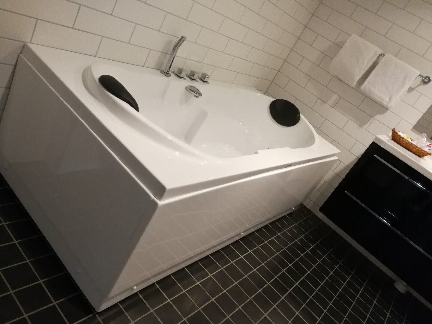 suite | bathroom | shower, hair dryer, towels