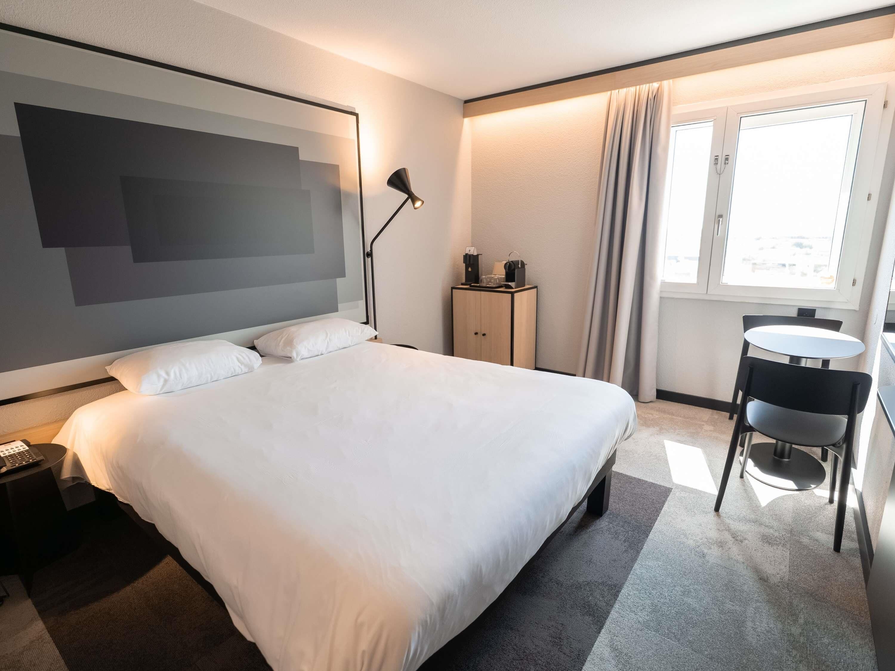 Coffres-forts dans les chambres, bureau