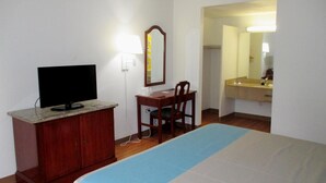 Unclassified image, 5 of 30, button - Motel 6 Greensboro, NC (Greensboro)