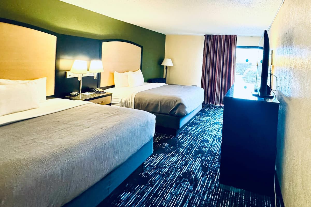 Chambre, 2 grands lits, non-fumeur