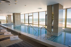 Sauna, hot tub, steam room, Turkish bath/hammam, hydrotherapy
