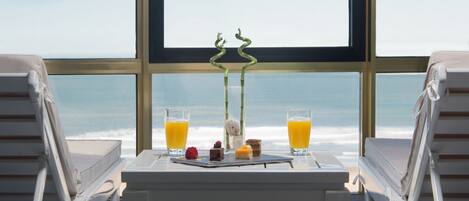 Sauna, hot tub, steam room, Turkish bath/hammam, hydrotherapy