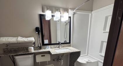 Baymont Inn & Suites by Wyndham Richmond