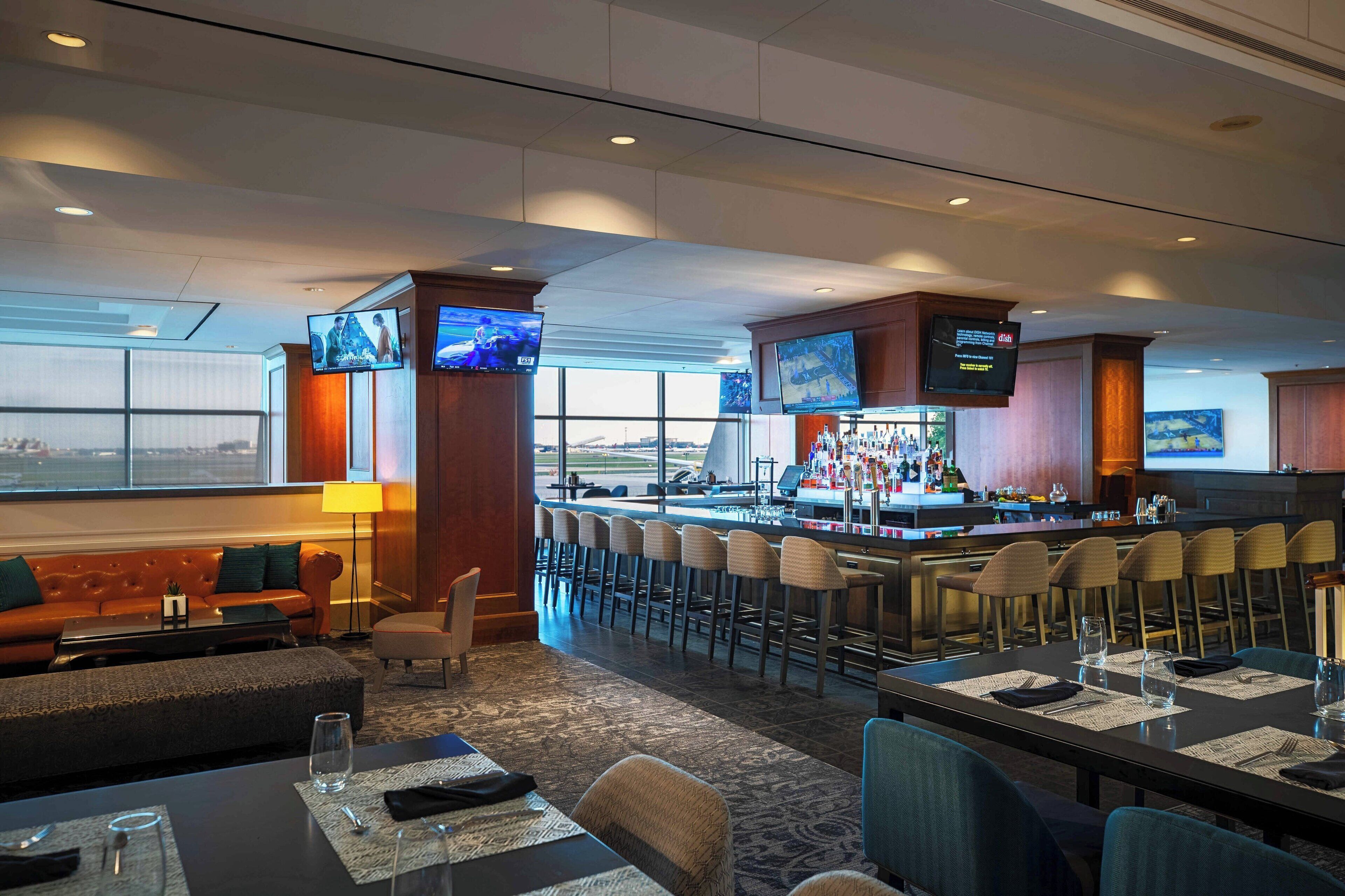 breakfast, lunch, dinner served; regional cuisine