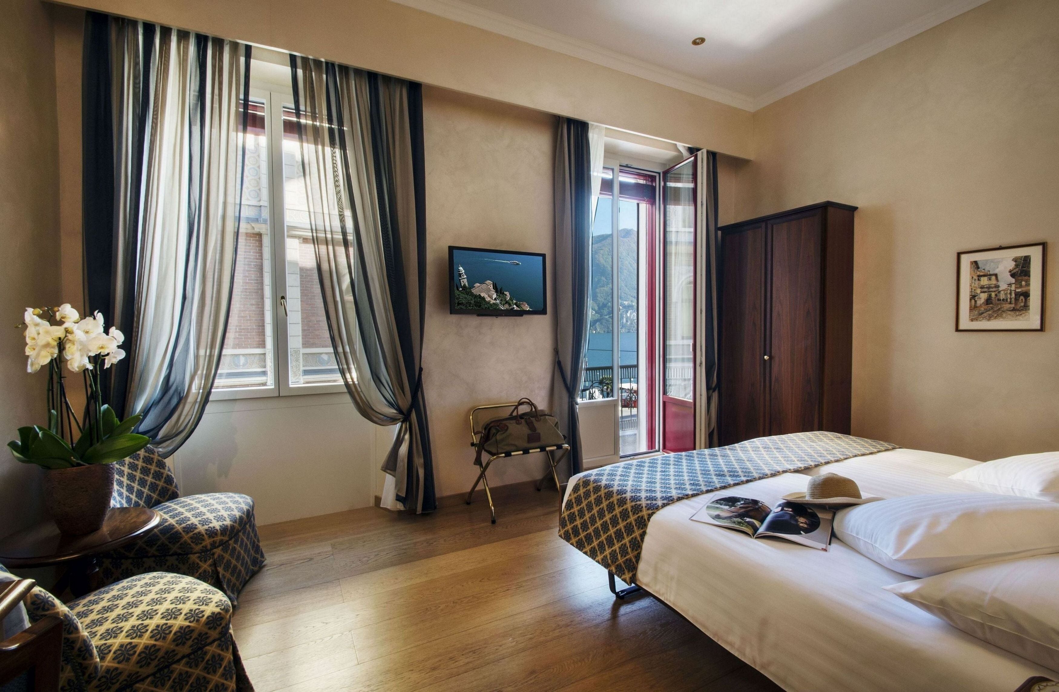 panoramic double room, balcony, lake view | 1 bedroom, in-room safe, blackout curtains, free wifi