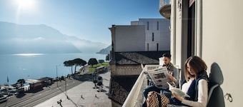 International au Lac Historic Lakeside Hotel